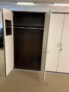 Garderobenschrank Steelcase